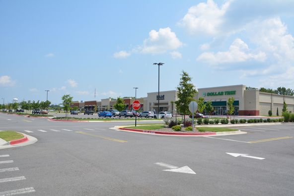 Lewis Crossing Shopping Center: I-40 and Dave Ward Drive, Conway, AR 72032